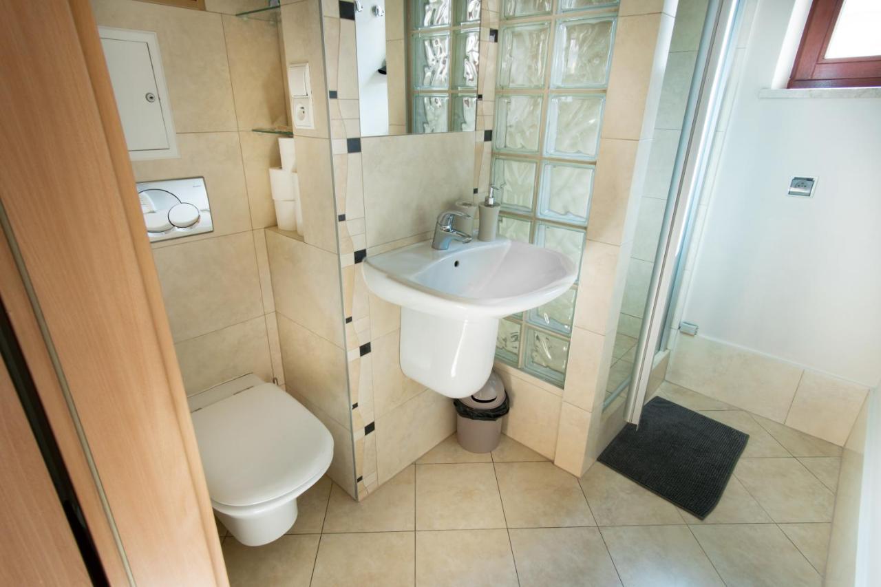 Klimatyczny Apartament Przy Rynku 弗罗茨瓦夫 外观 照片