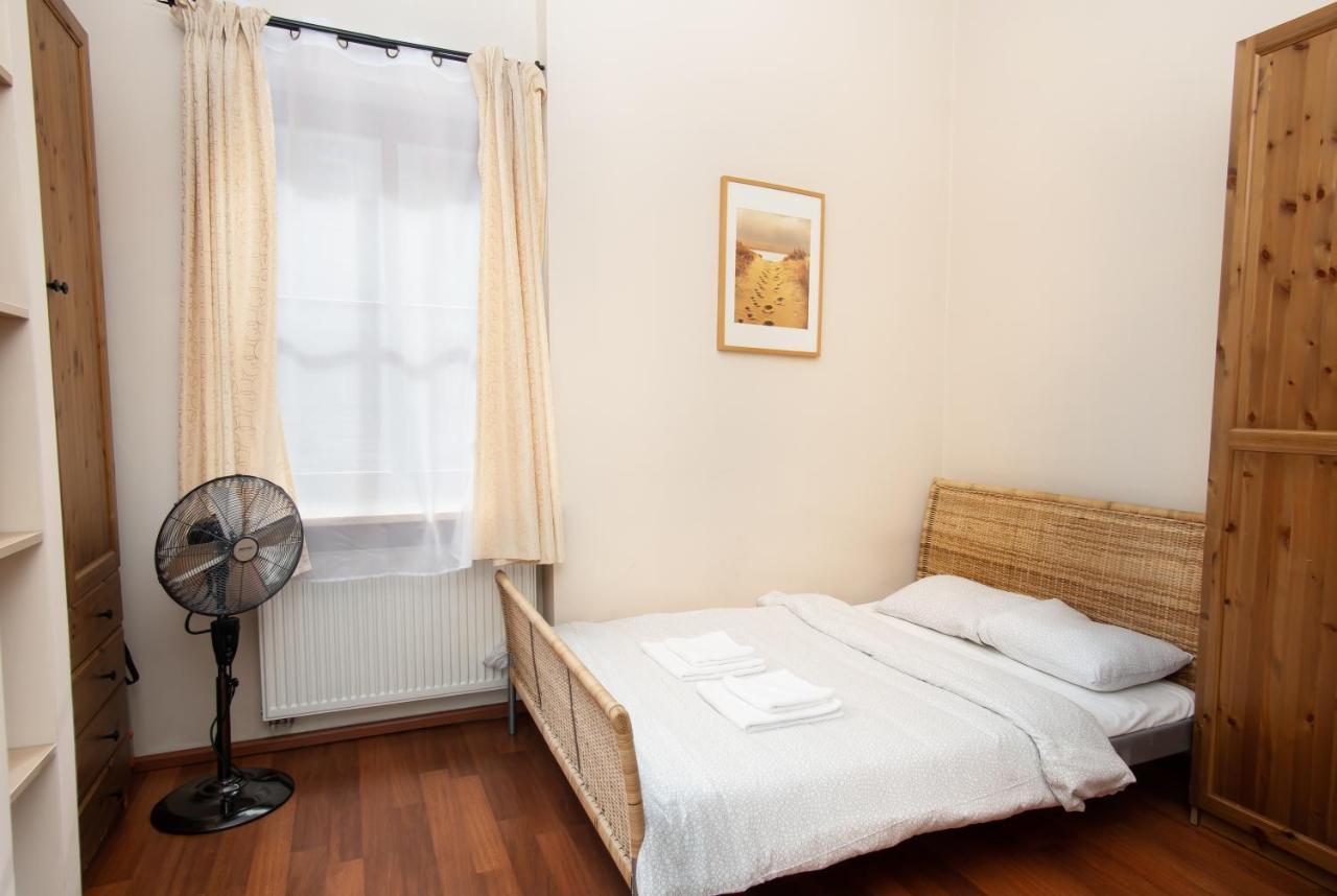 Klimatyczny Apartament Przy Rynku 弗罗茨瓦夫 外观 照片